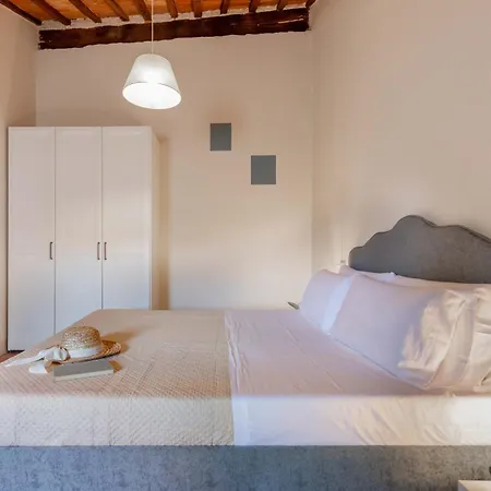 Amina, Charming La Spinetta Nel Borgo Daire
